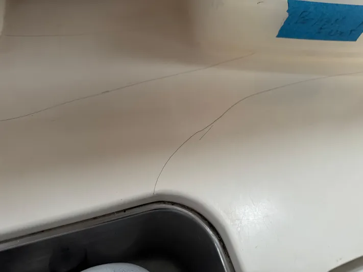 Island Fever Yacht Photos Pics Countertop Crazing