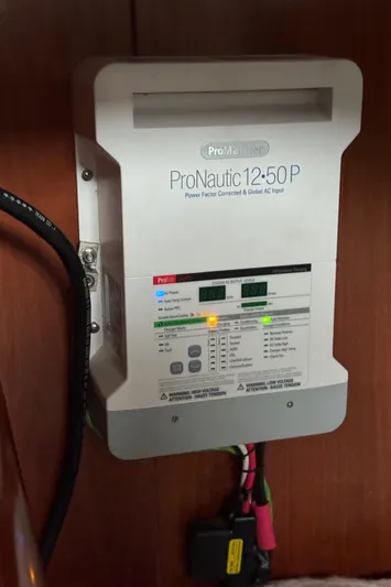 Island Fever Yacht Photos Pics Battery Charger