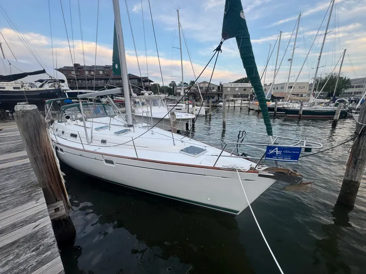 Island Fever Yacht Photos Pics 