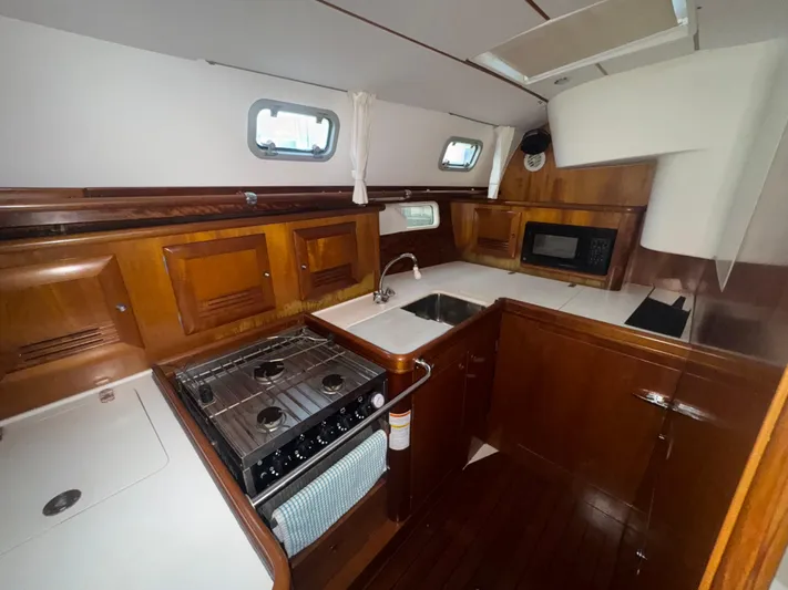 Island Fever Yacht Photos Pics 