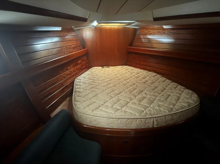 Island Fever Yacht Photos Pics 