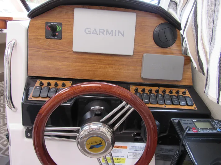 Takuan II Yacht Photos Pics 