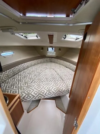 Takuan II Yacht Photos Pics 