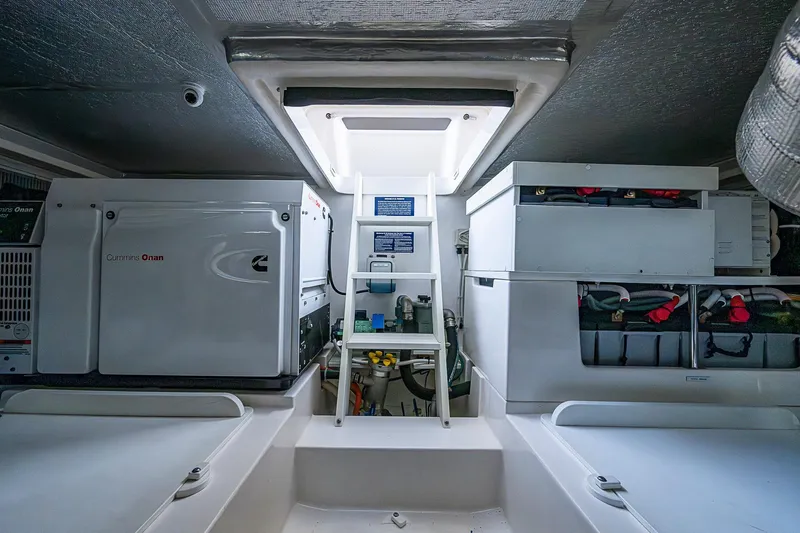 Tank Woo Yacht Photos Pics 