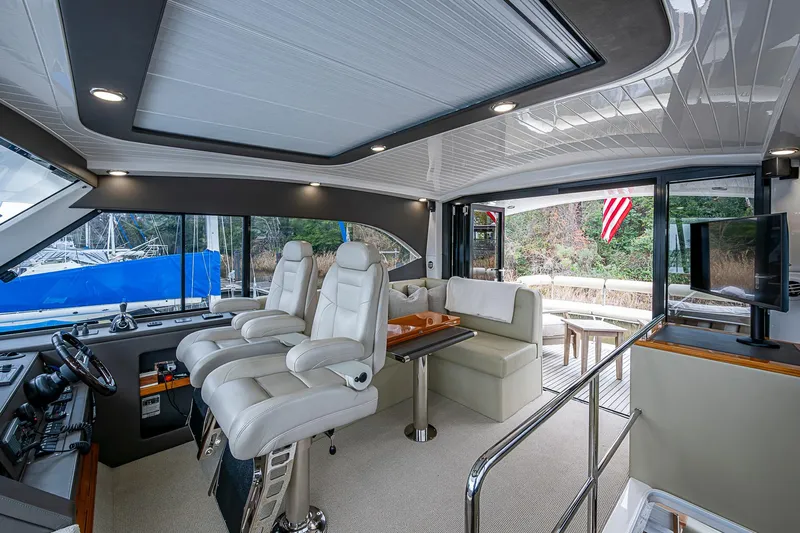 Tank Woo Yacht Photos Pics M54