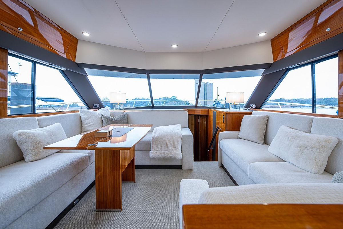2018 Maritimo 56 