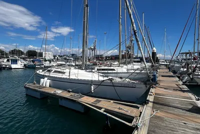 1987 Jeanneau Sun Rise