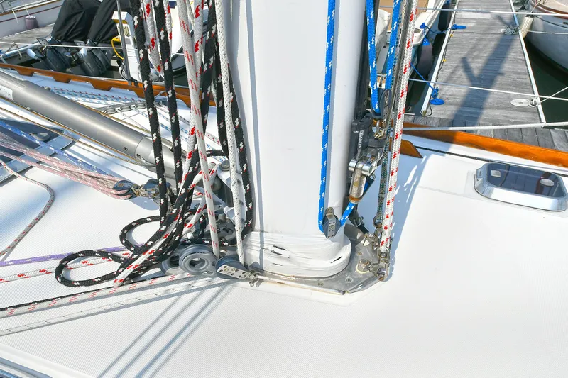 The Verdict III Yacht Photos Pics Close-up of 2002 Sabre 452 sailboat mast and rigging at dock.