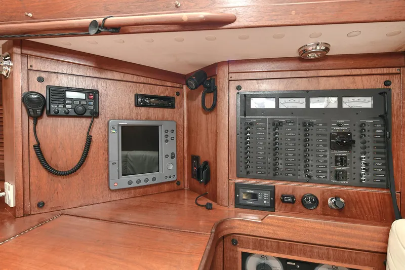 The Verdict III Yacht Photos Pics 