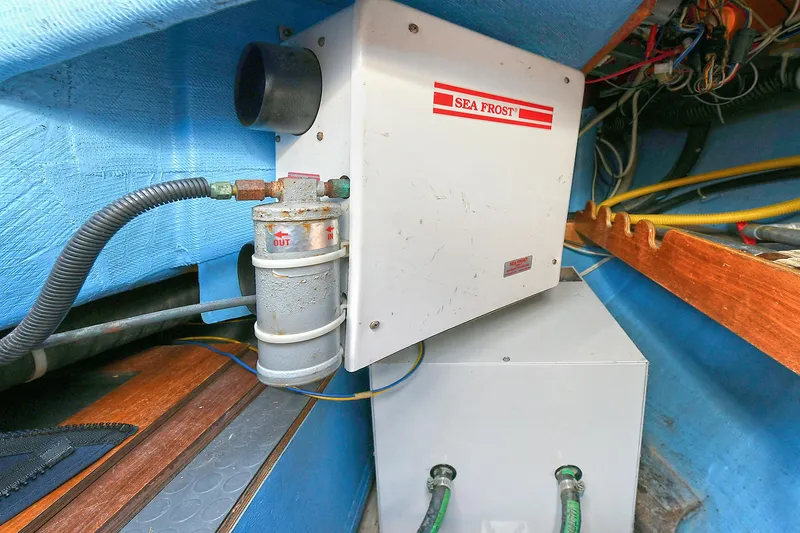 The Verdict III Yacht Photos Pics 