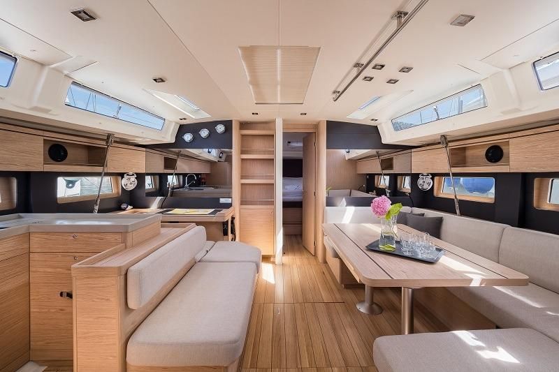 2019 Beneteau 52 