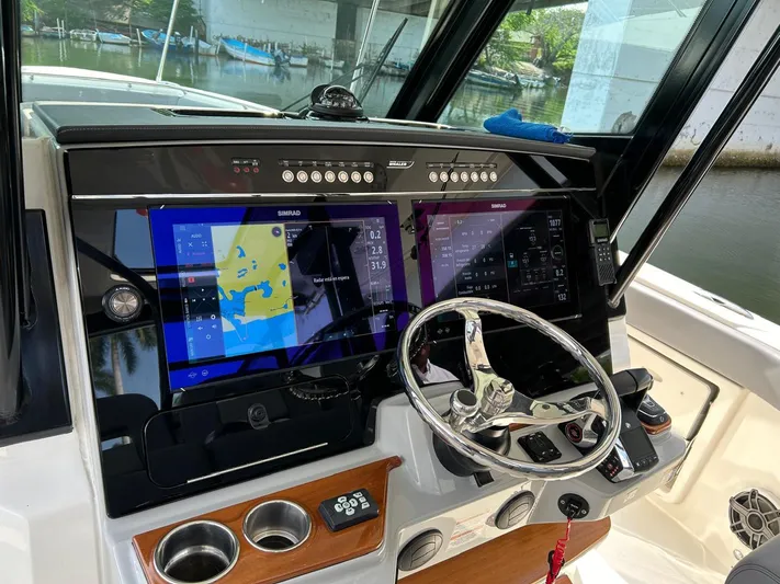 Casa - 2023 Bw 360 Or Yacht Photos Pics 