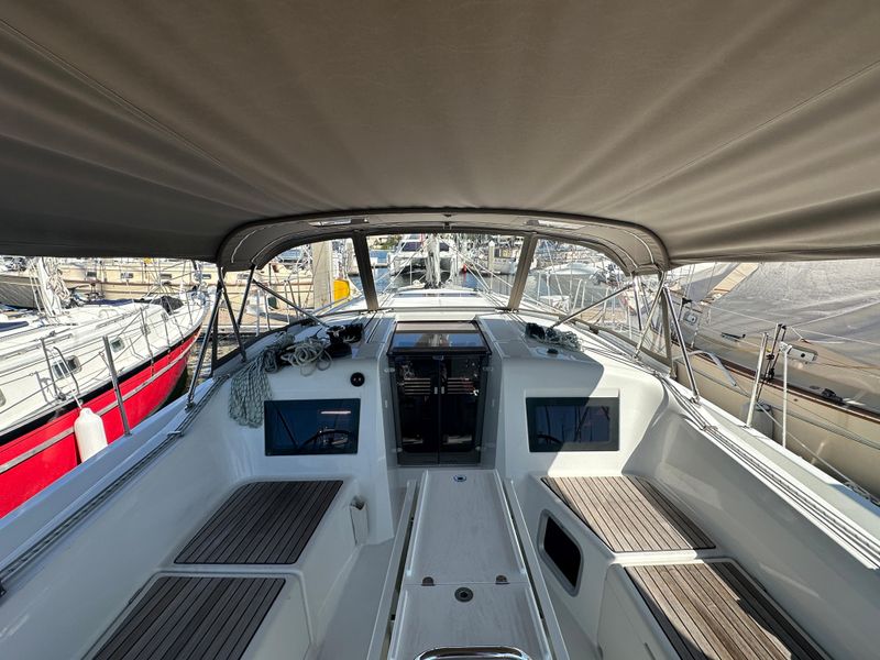 2021 Jeanneau Sun Odyssey 410