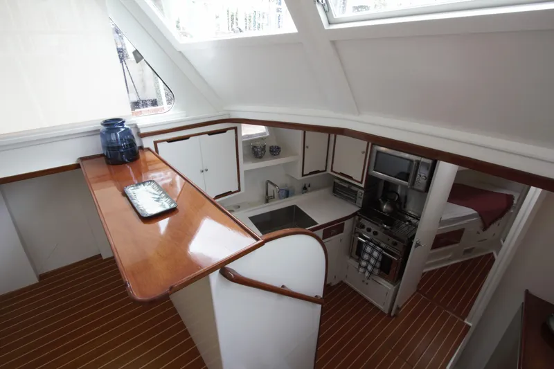 Missy Yacht Photos Pics 