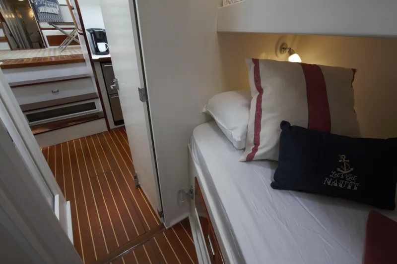 Missy Yacht Photos Pics 