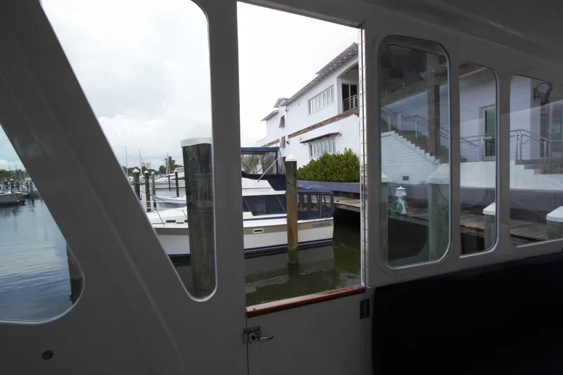 Missy Yacht Photos Pics 