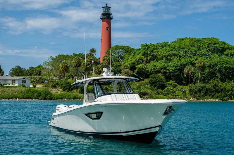  Yacht Photos Pics 2021 Pursuit 378 - Image 12