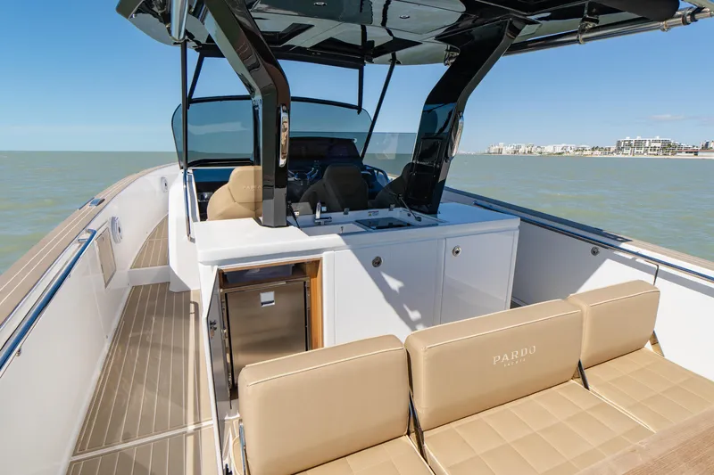 Scouser Yacht Photos Pics 2025 Pardo Yachts P38R luxury boat interior with sleek design and modern amenities.