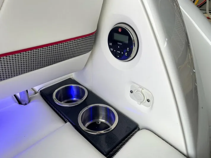 Nauti Dog II Yacht Photos Pics 