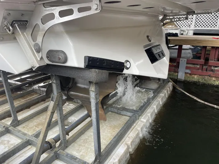 Nauti Dog II Yacht Photos Pics 