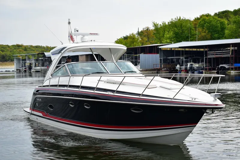 Nauti Dog II Yacht Photos Pics 