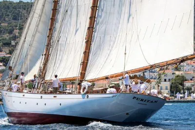 1931 Sailboat Schooner