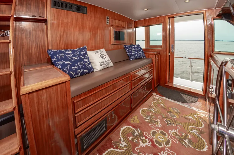 Summertime Lady Yacht Photos Pics 70 Hatteras 1980