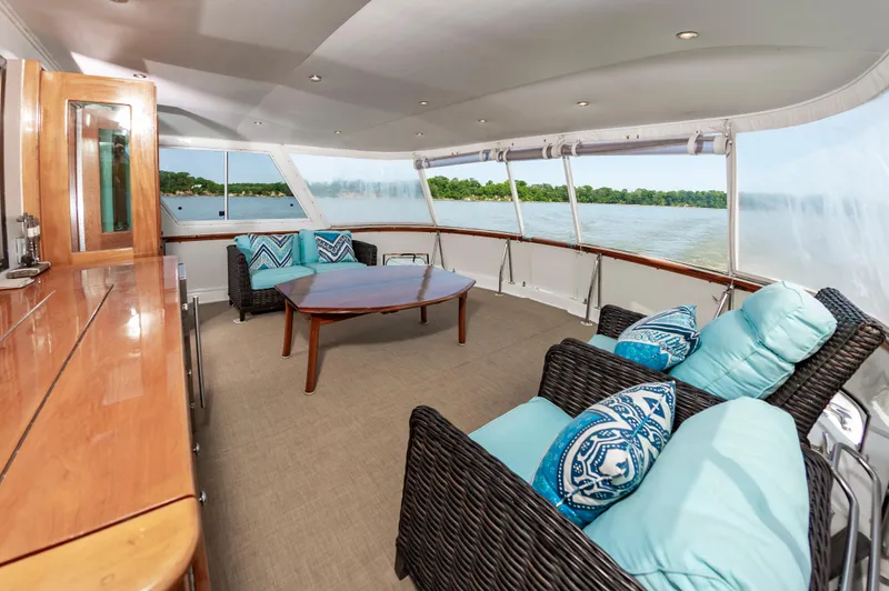 Summertime Lady Yacht Photos Pics 70 Hatteras 1980