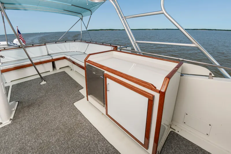 Summertime Lady Yacht Photos Pics 70 Hatteras 1980