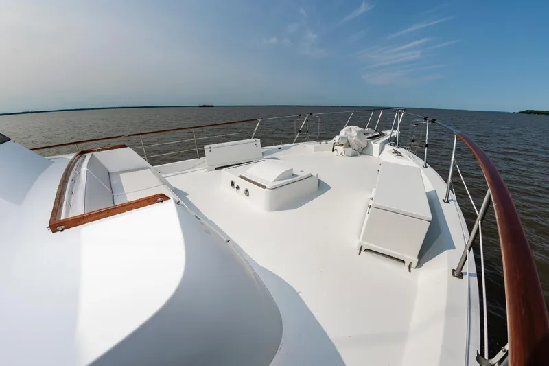 Summertime Lady Yacht Photos Pics 70 Hatteras 1980