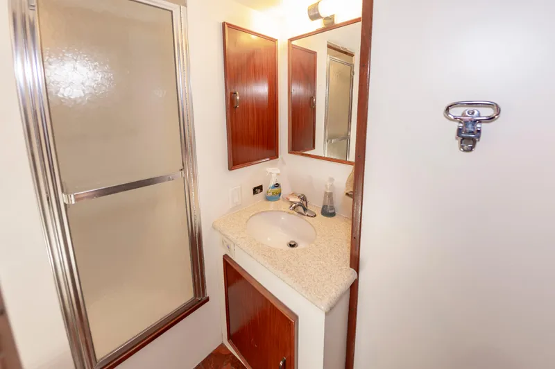 Summertime Lady Yacht Photos Pics 70 Hatteras 1980