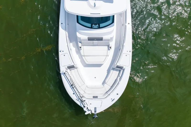 Go Around Yacht Photos Pics 