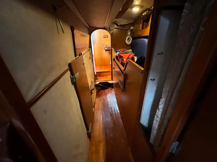 Northern Goose Yacht Photos Pics 