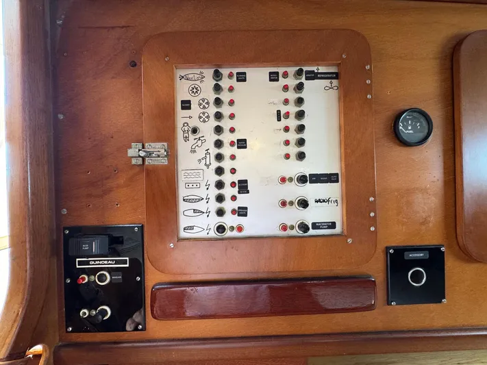 Northern Goose Yacht Photos Pics 