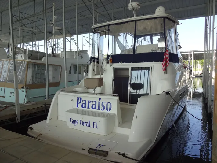 Paraiso Yacht Photos Pics 
