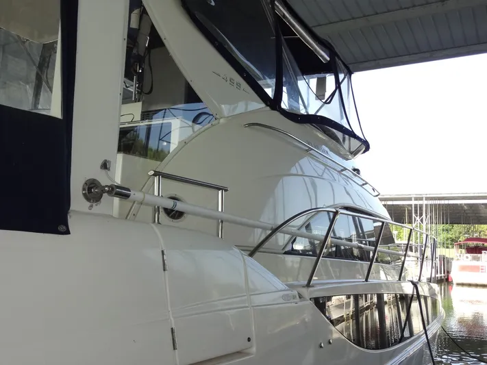 Paraiso Yacht Photos Pics 