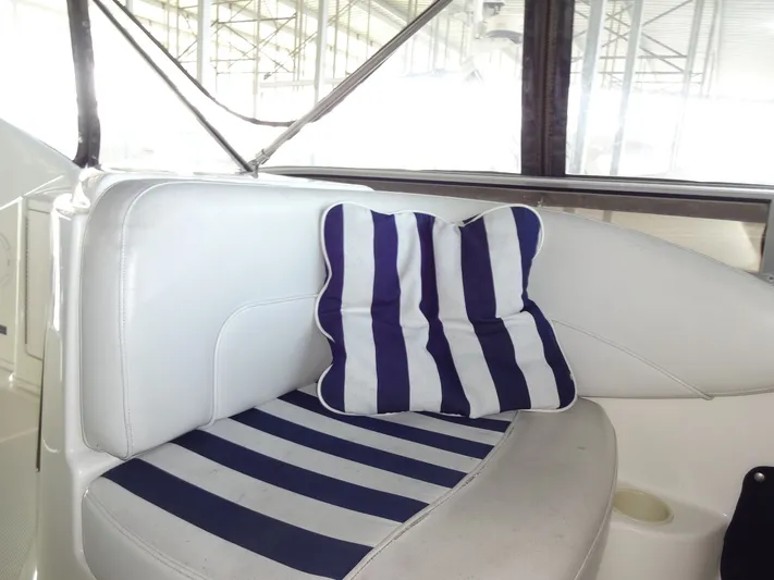 Paraiso Yacht Photos Pics 