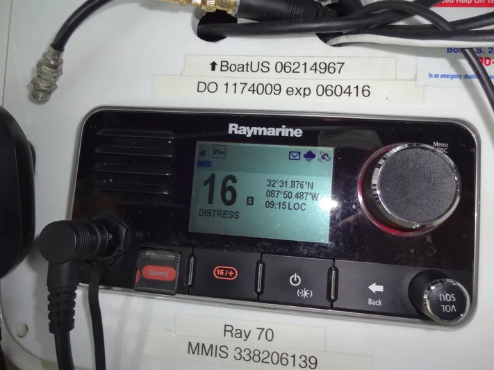 Paraiso Yacht Photos Pics 