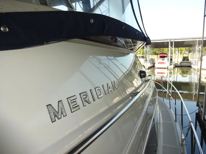 Paraiso Yacht Photos Pics 