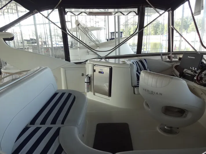 Paraiso Yacht Photos Pics 