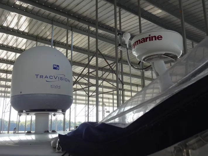 Paraiso Yacht Photos Pics 