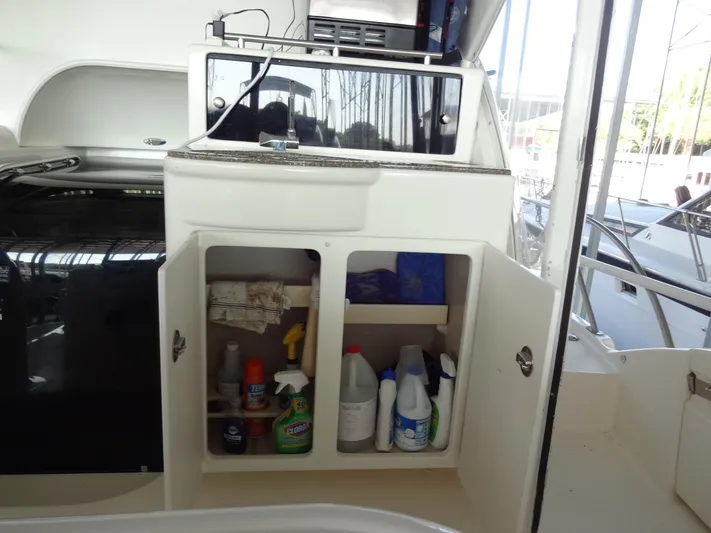 Paraiso Yacht Photos Pics 