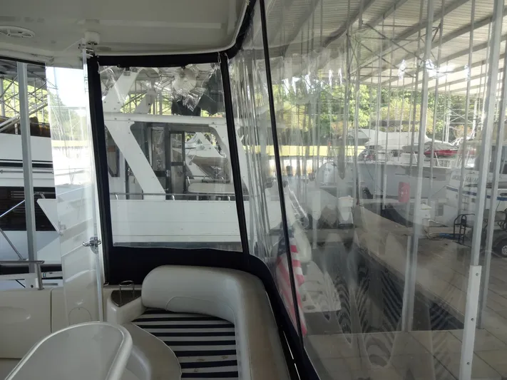 Paraiso Yacht Photos Pics 