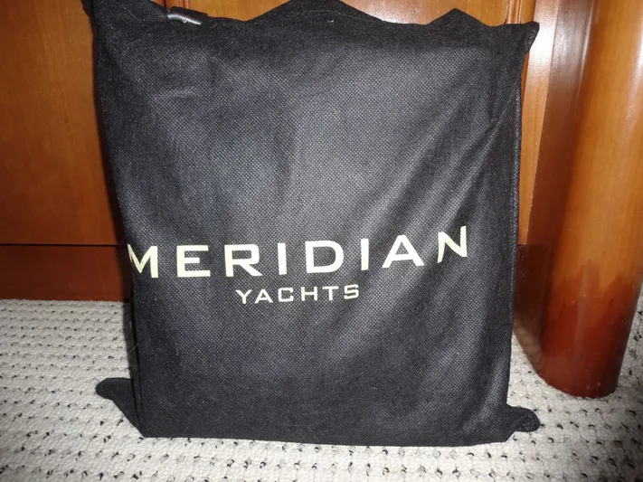 Paraiso Yacht Photos Pics 