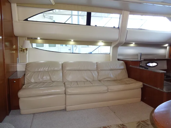 Paraiso Yacht Photos Pics 