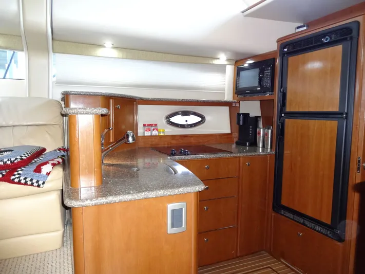 Paraiso Yacht Photos Pics 