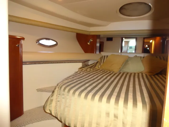 Paraiso Yacht Photos Pics 