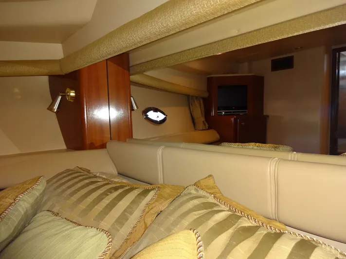 Paraiso Yacht Photos Pics 