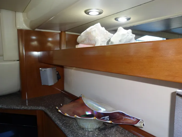 Paraiso Yacht Photos Pics 