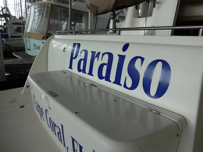 Paraiso Yacht Photos Pics 